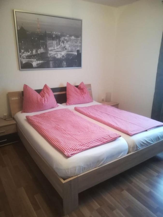 Zentral Gelegene, Sehr Ruhige Und Helle Wohnung Graz Eksteriør billede